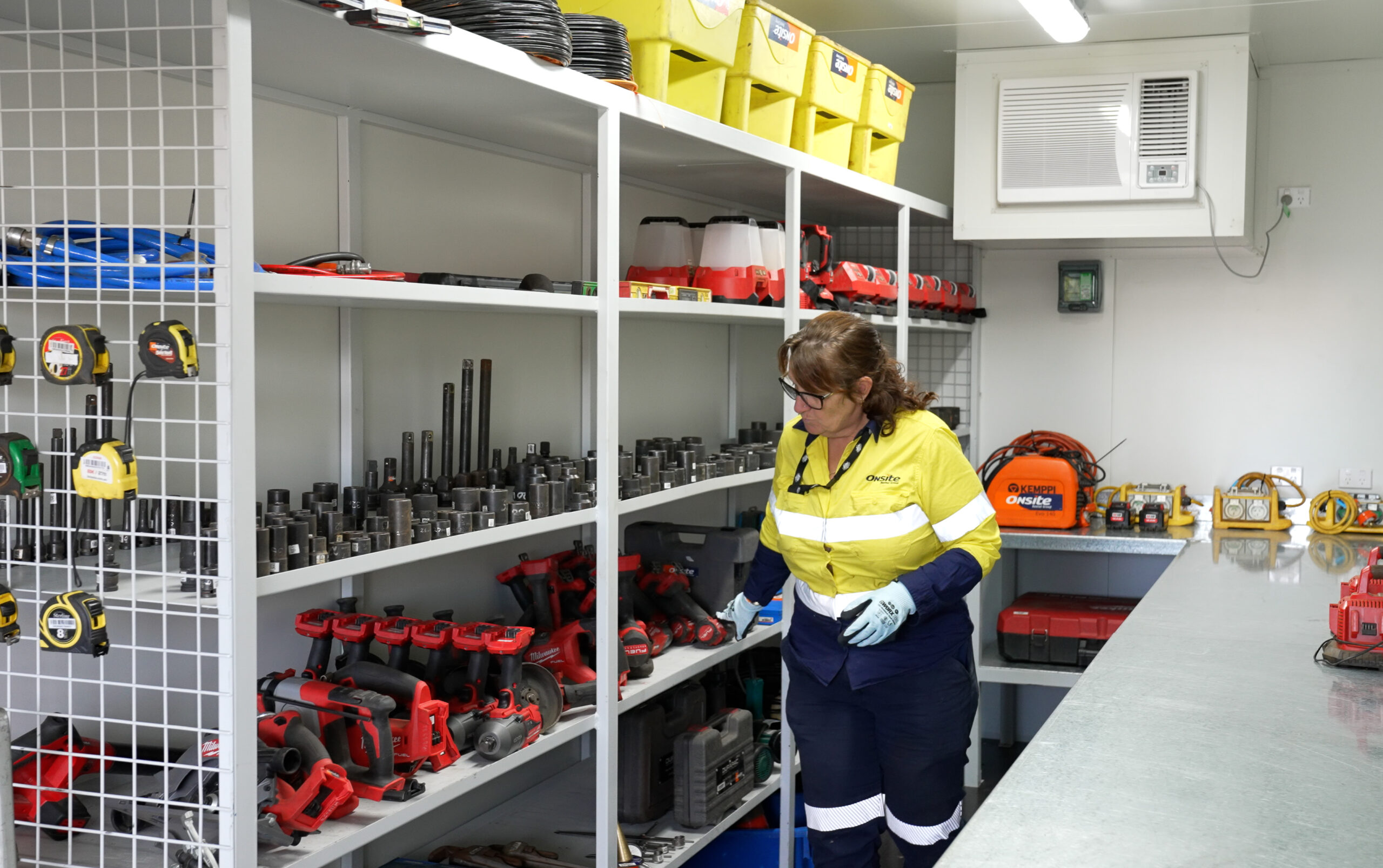 24/7 Equipment Hire Solutions